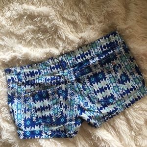 Aztec print blue shorts
